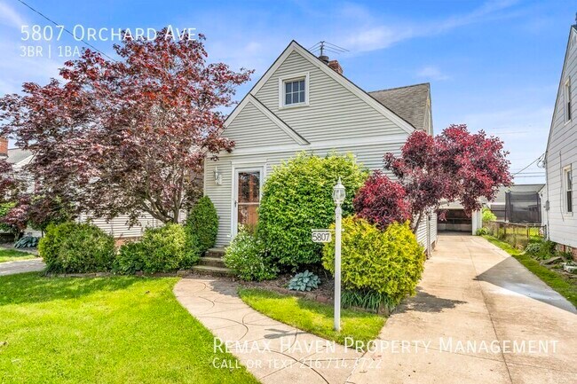 Building Photo - 5807 Orchard Ave