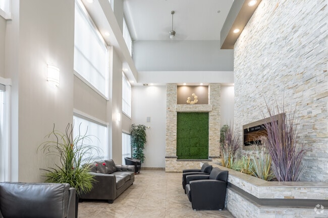 Lobby Photo - Village at the Hamptons