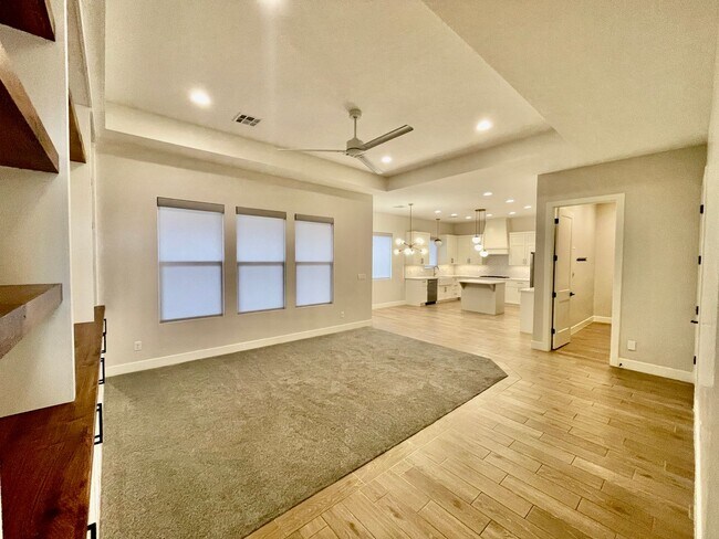 Foto del edificio - Lovely Four-Bedroom in Ivins with 3-Car Garage and Small RV parking Has Lots of Upgrades