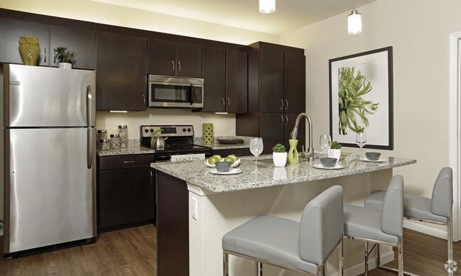 Foto del edificio - 11354 Silverlake Park Dr