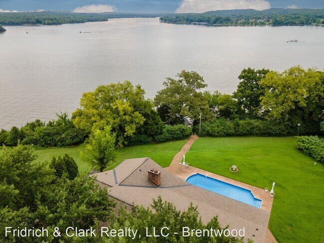Foto del edificio - 4 br, 4.5 bath House - 1265 Windsor Dr