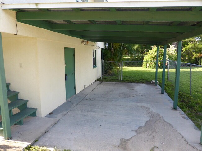 Building Photo - 451 Indian Acres Dr