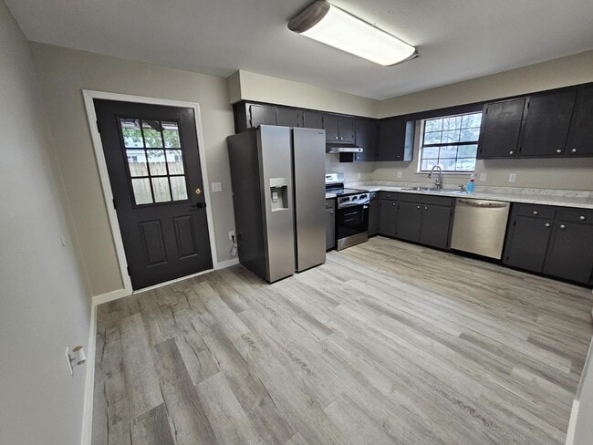 Foto del edificio - 100 North St