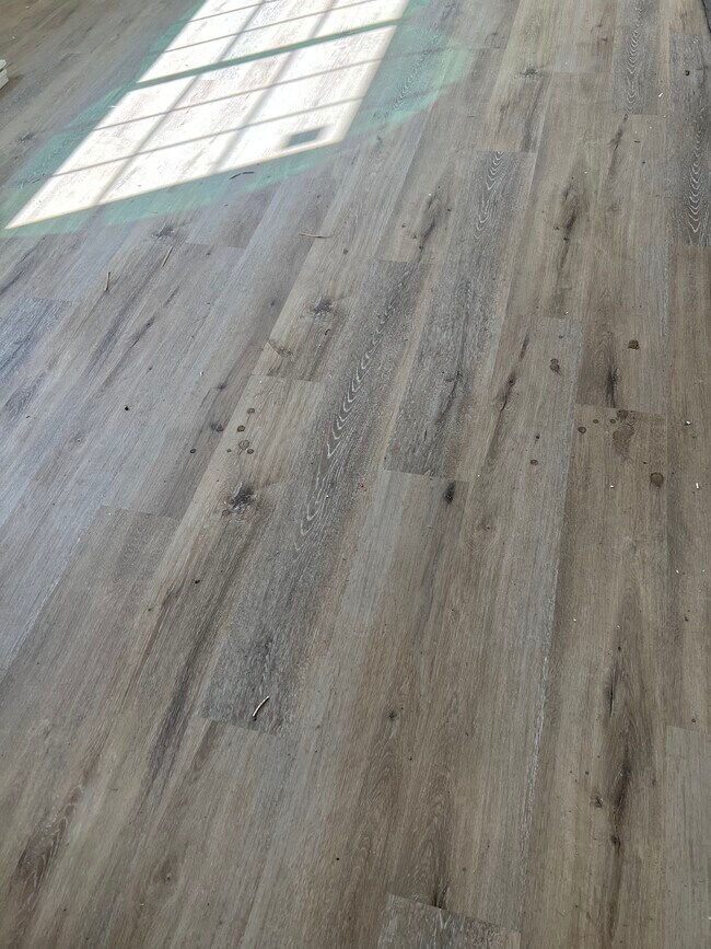 NEW FLOORING - 240 N 4th St