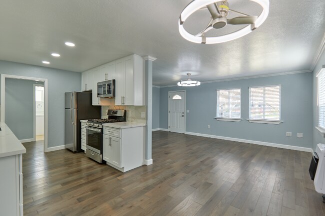 Foto del edificio - 781 Elm St