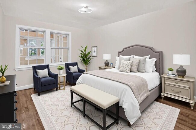 Foto del edificio - 7814 Tilbury St