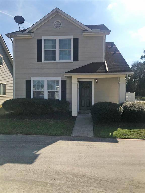 Foto principal - 26840 Wellington Ct