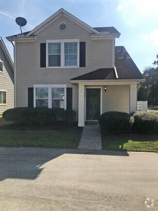 Building Photo - 26840 Wellington Ct