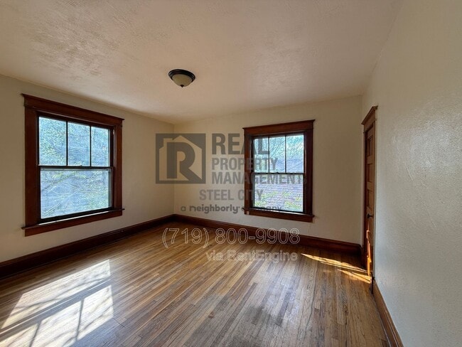 Foto del edificio - 212 W Evans Ave