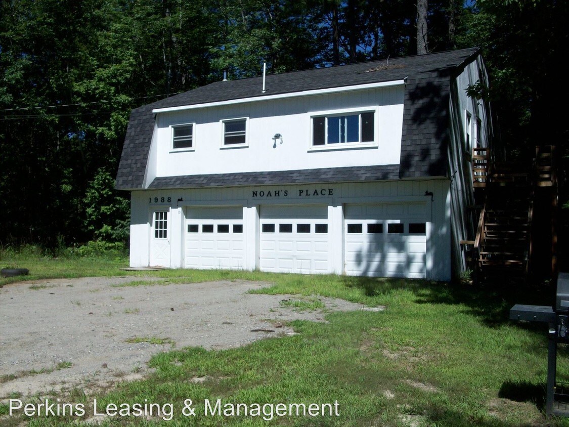 Primary Photo - 10 Dalton Ln
