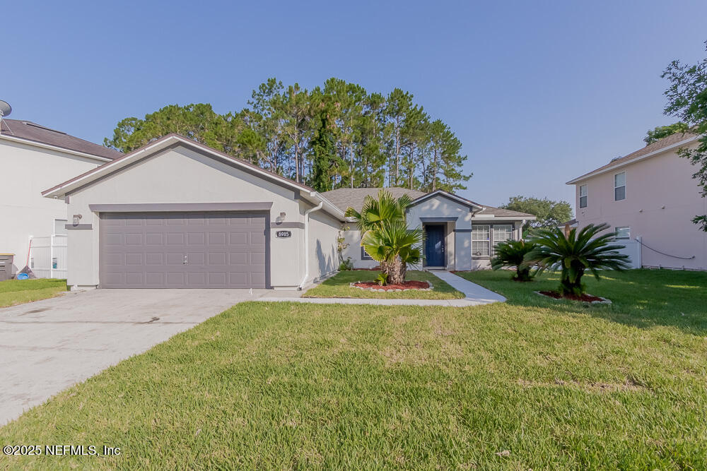 Foto principal - 8985 Redtail Dr