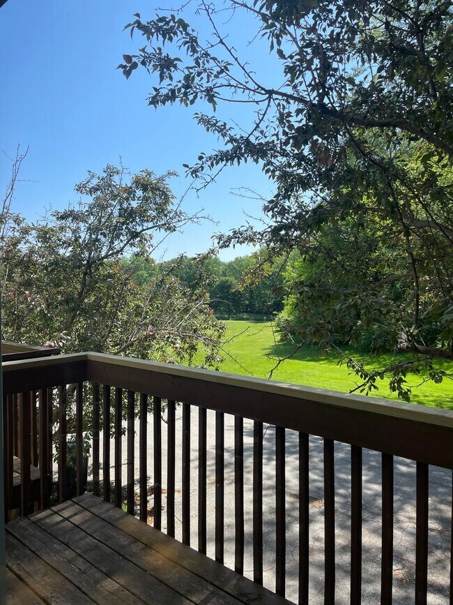 Foto del edificio - 2 Bed/1.5 Bath Condo Close to UIHC!