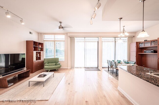 open kitchen floor plan - 16800 Van Aken Blvd