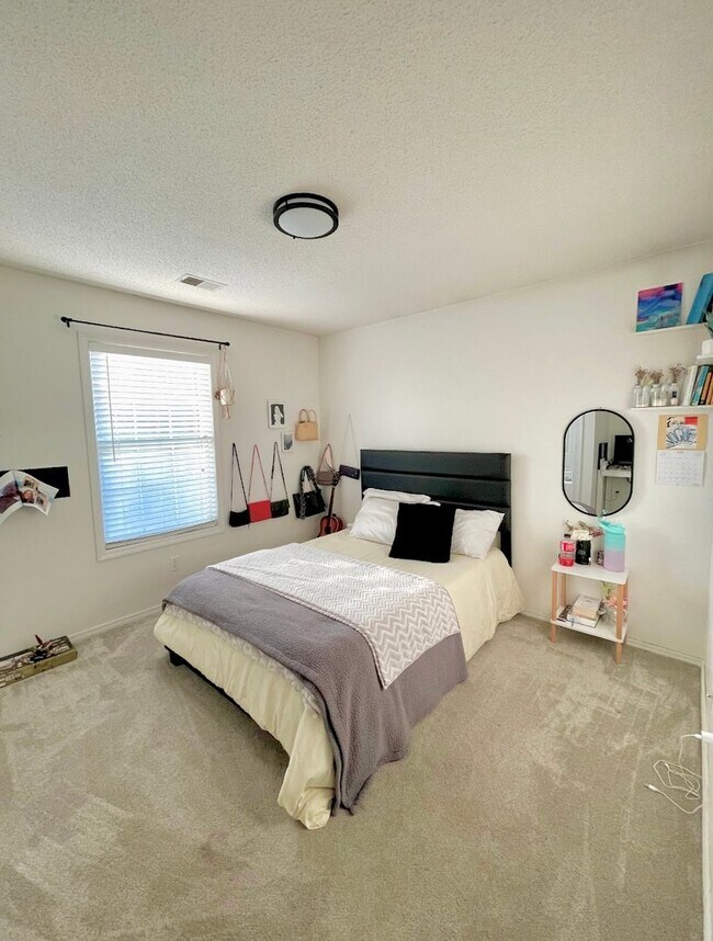 Foto del edificio - Spacious Home in Prime Manhattan Location ...