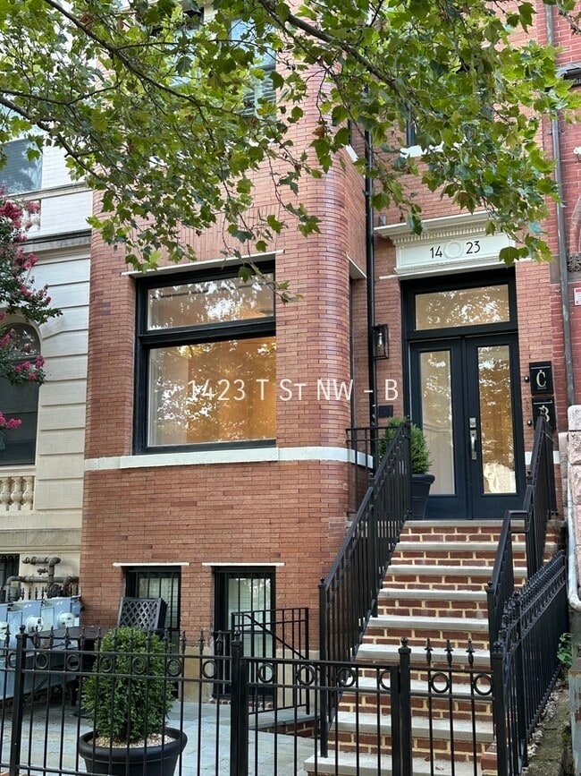 Foto del edificio - 1423 T St NW