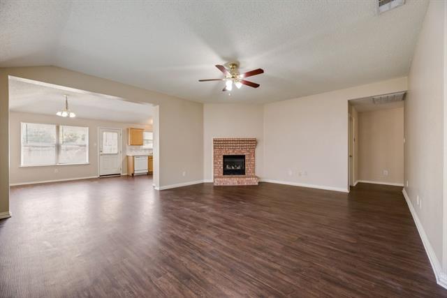 Building Photo - 636 Canyon Pl