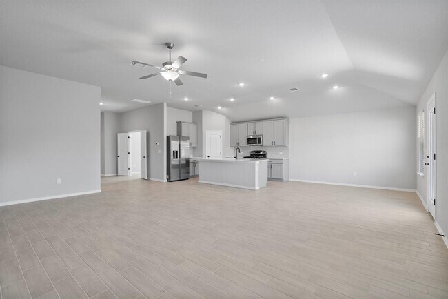 Foto del edificio - 145 Hackberry Ln