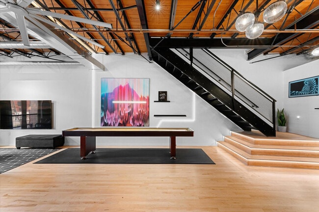Building Photo - 2109 Larimer St