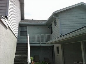 Building Photo - 791 E Hartford St