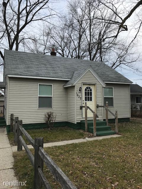Primary Photo - 2 br, 1 bath House - 1832 Ada Ave