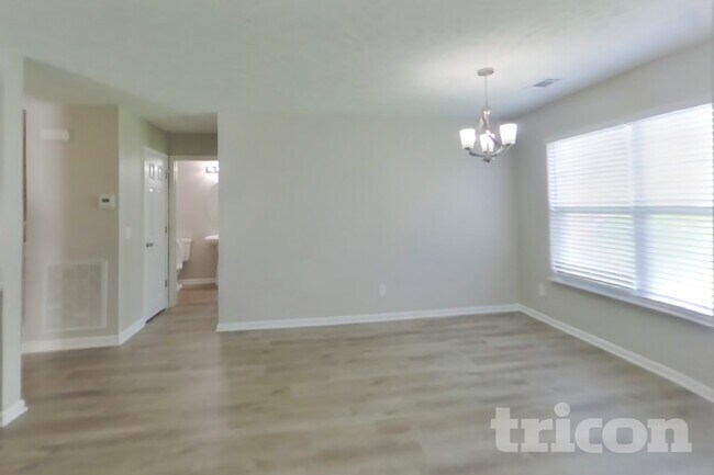 Foto del edificio - 125 Ivy Hill Ln