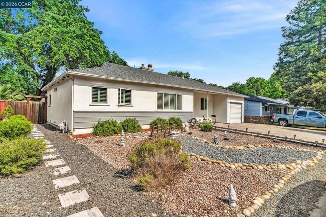 Photo - 1331 Pear Dr (Concord, CA) House