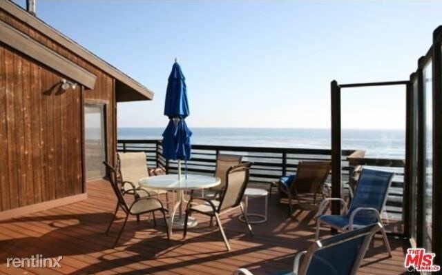 Foto del edificio - 24508 Malibu Rd