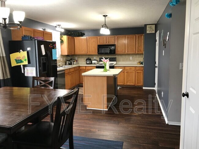 Foto del edificio - 8601 Portwood Ln