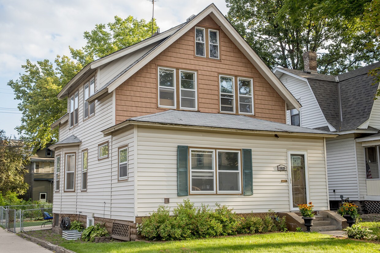 1625 Selby Ave, Saint Paul, MN 55104 House for Rent in Saint Paul, MN