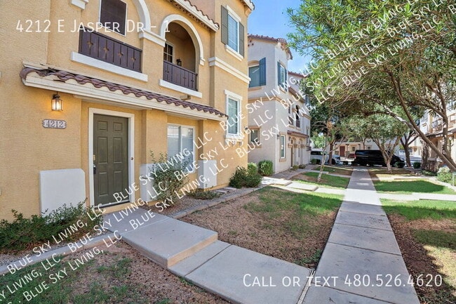 Building Photo - 4212 E Jasper Dr