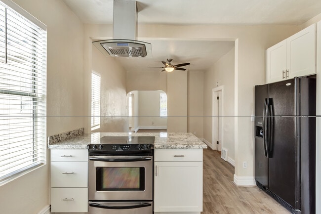 Building Photo - 1884 E 4500 S