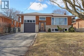 Building Photo - 30 Moynes Ave