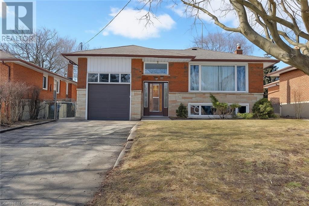 Primary Photo - 30 Moynes Ave