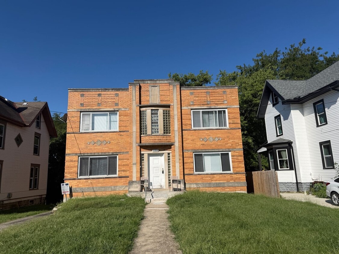 Photo - 6211 Kennedy Ave