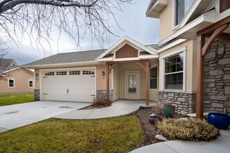 Building Photo - 2310 W Beall St