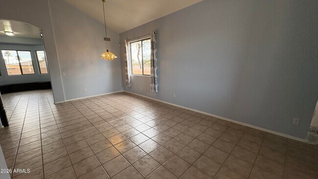 Foto del edificio - 16811 W Tonbridge St