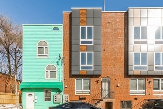 Building Photo - 163 W Cumberland St