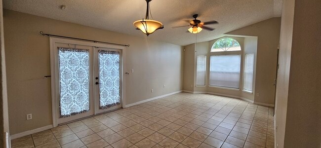 Building Photo - 206 Panorama Dr