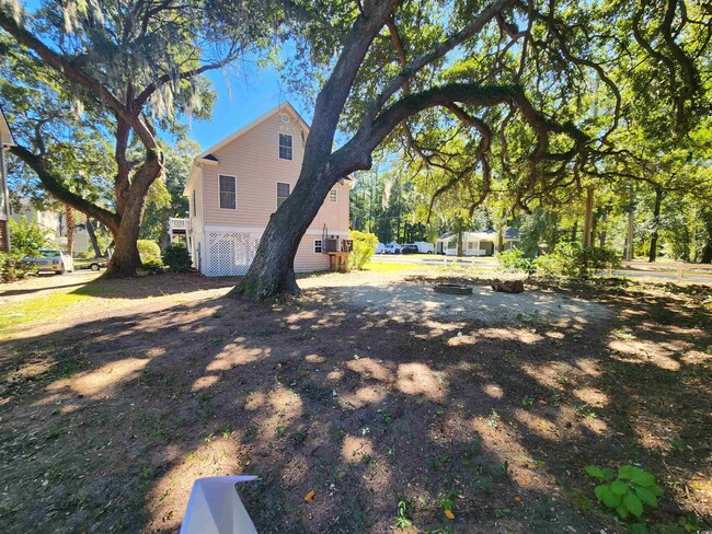 Building Photo - 9 Marsh Point Dr