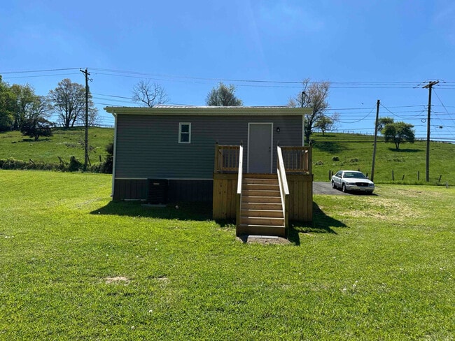 Building Photo - 30009 Hillman Hwy