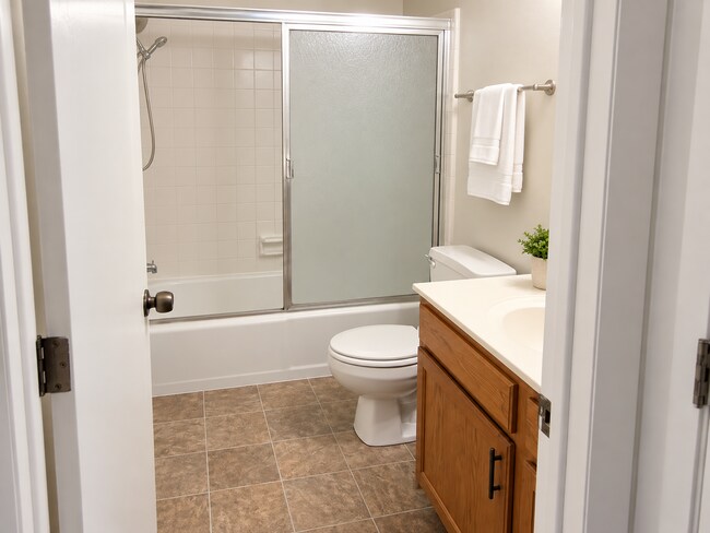 Building Photo - 2555 Keygate Dr