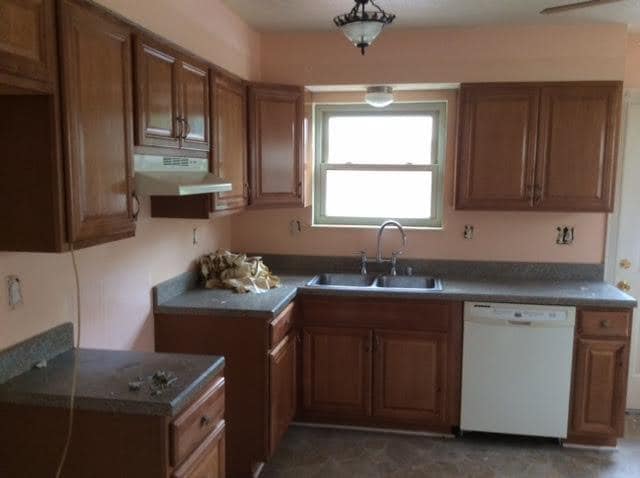 Photo - Highview..Close to Gene Snyder @ Smyrna House