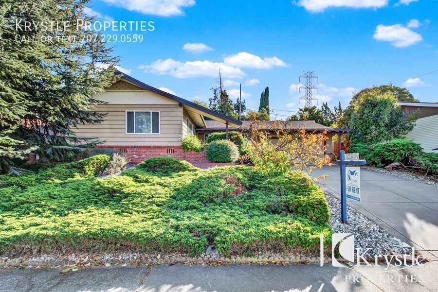 Foto principal - Wonderfully Spacious Home in East Vallejo