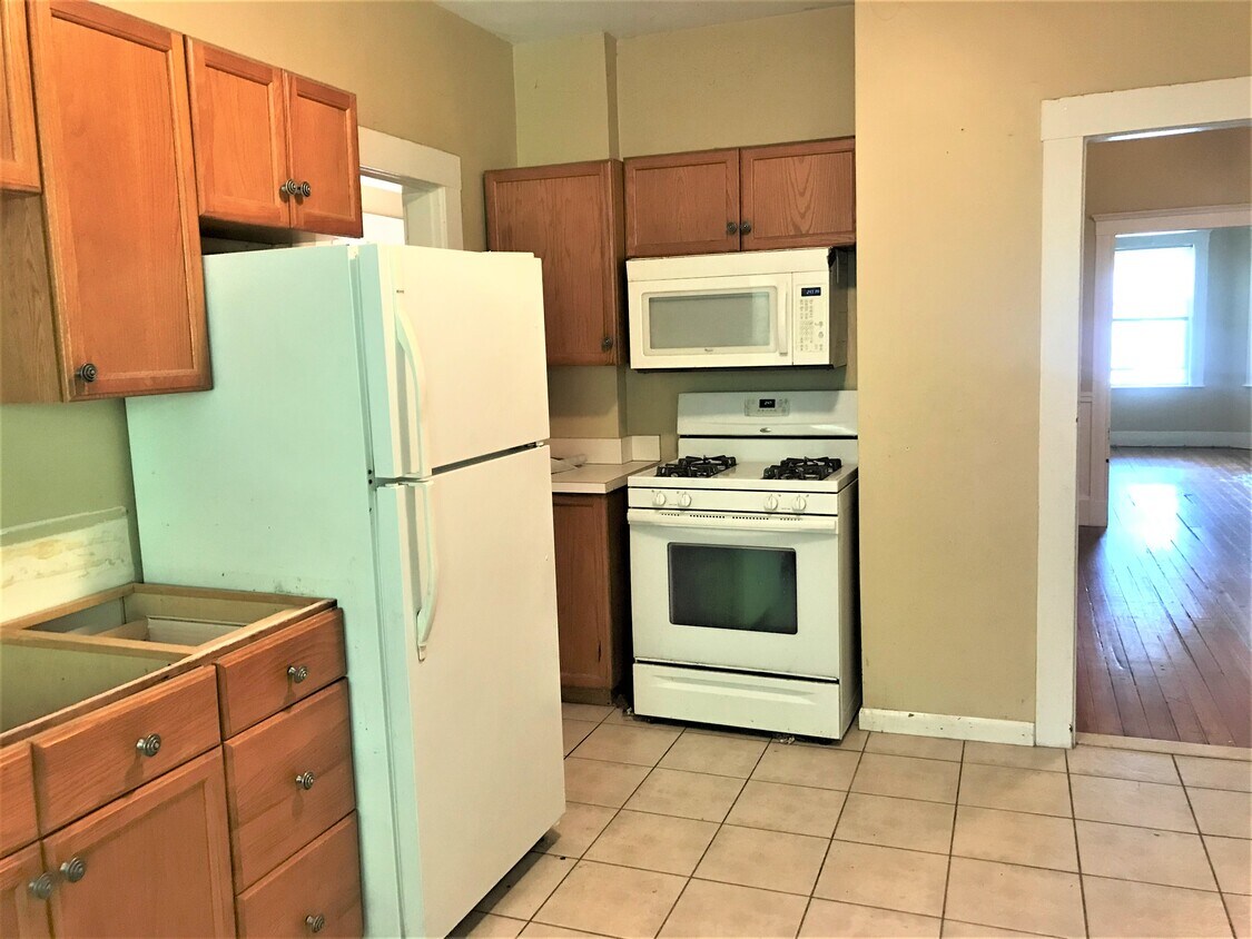 421 Washington St Unit 2, Winchester, MA 01890 Apartments in