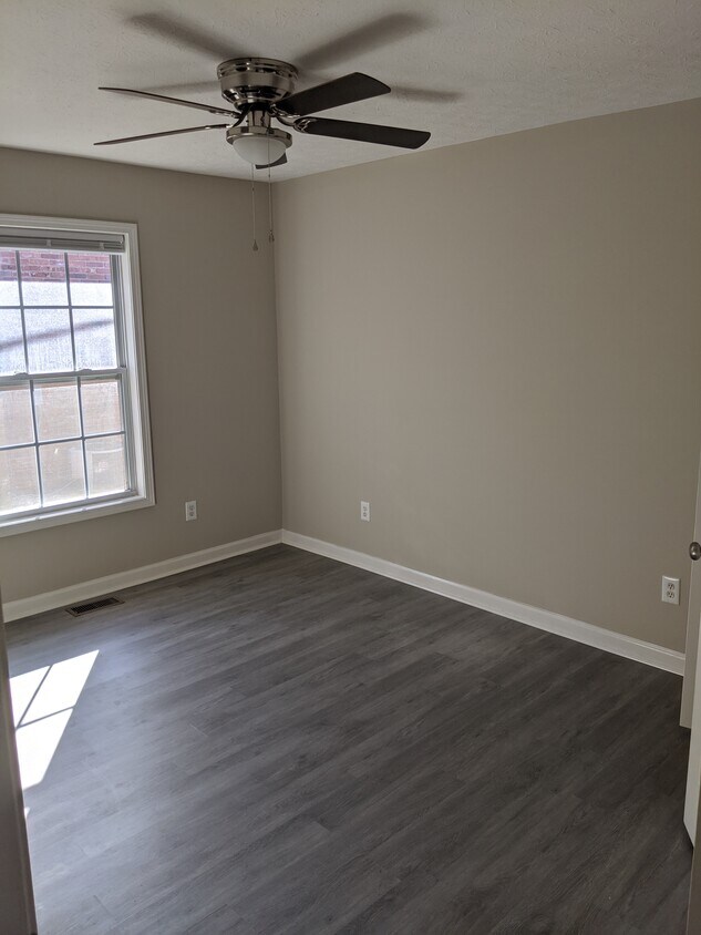 Foto del edificio - Central Drive Apartments