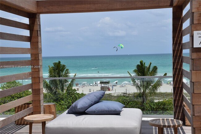 Building Photo - 2301 Collins Ave