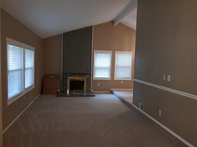 Foto del edificio - 9 Pheasant Run Ct