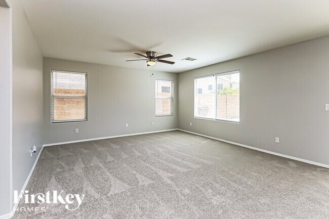 Building Photo - 3117 W Yellow Peak Dr