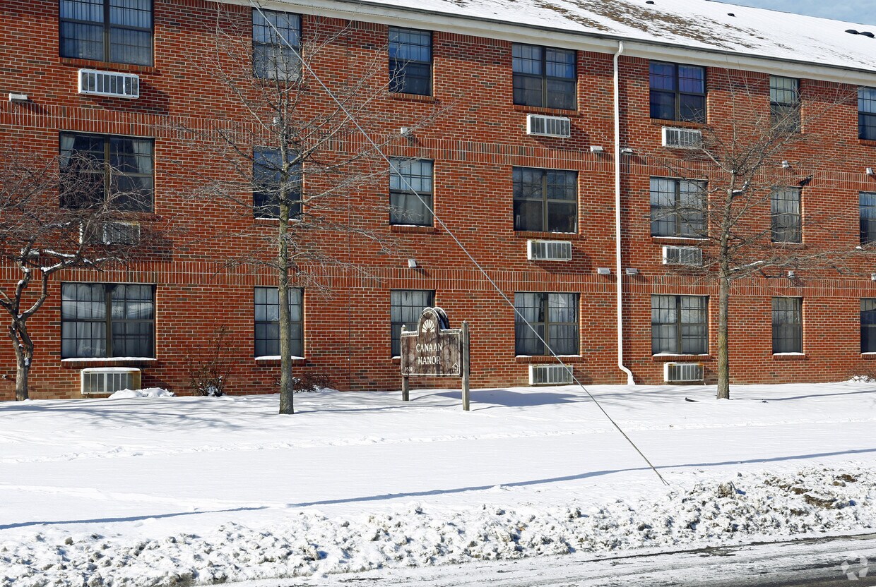 Building Photo - Canaan Manor