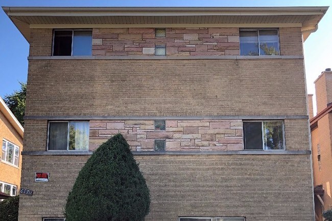 Front Elevation - 6770 N Sauganash Ave